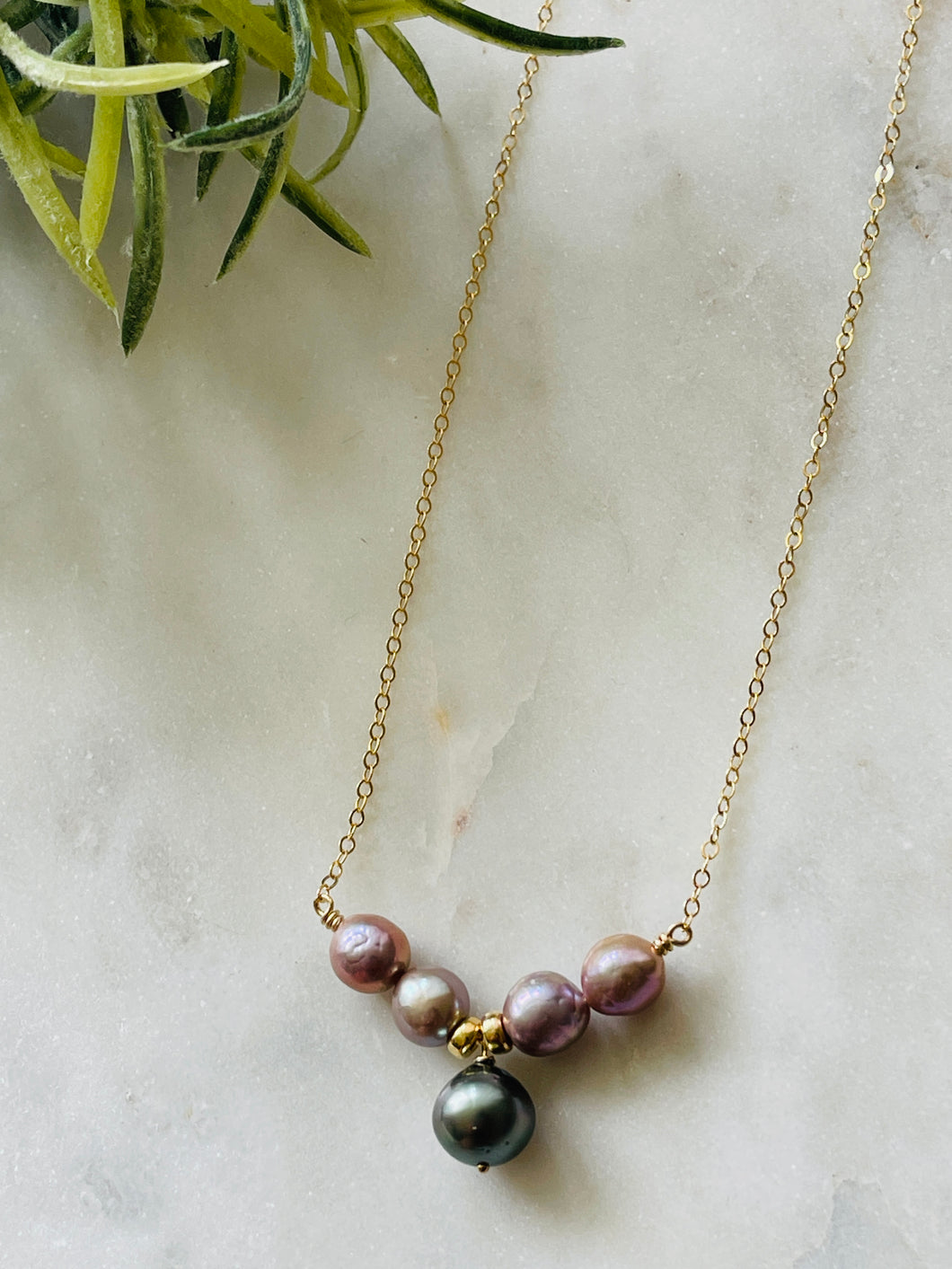 Nyra necklace