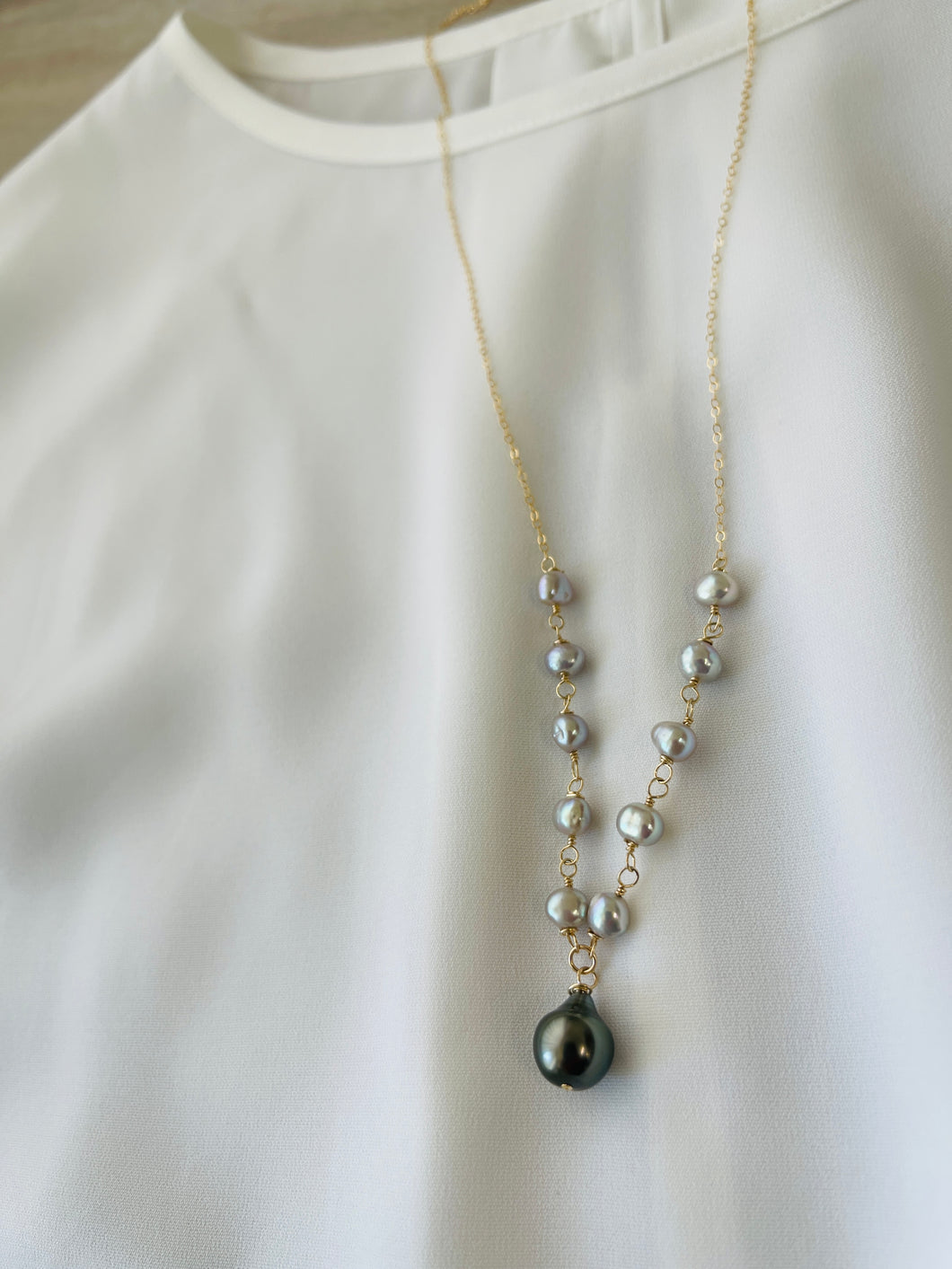 Anahola necklace