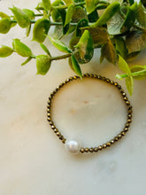 Hema & Fresh Pearl Stretch Bracelet