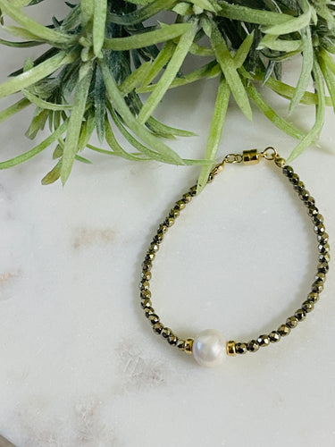 Hema Gold Bracelet
