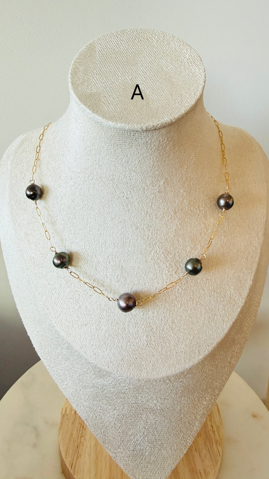 5 Tahitian Pearl Makaha Necklace (A)