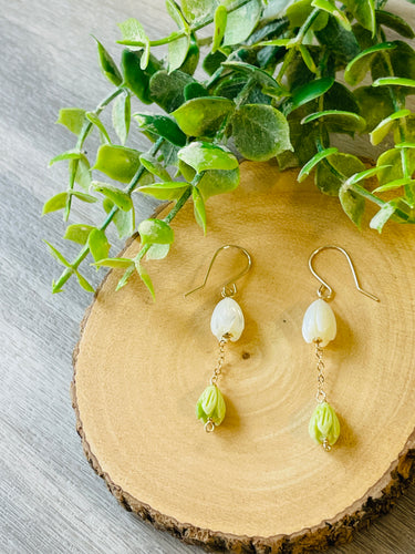 Morning Pikake earrings
