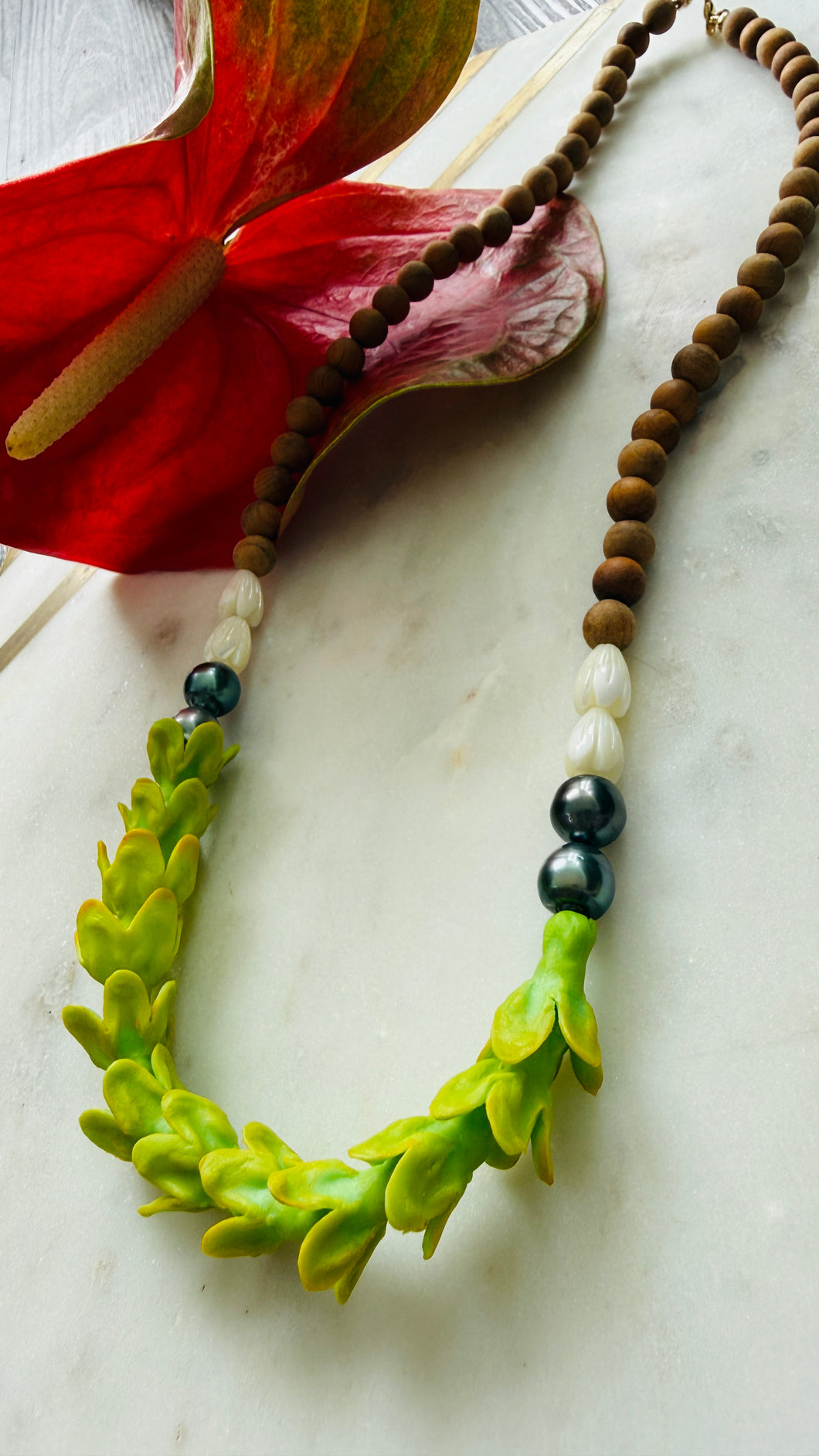 Pakalana & Tahitian Pearl Sandalwood Necklace