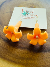 Puakenikeni s-single earrings