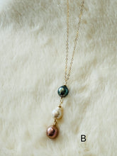 Triple Pearls necklace