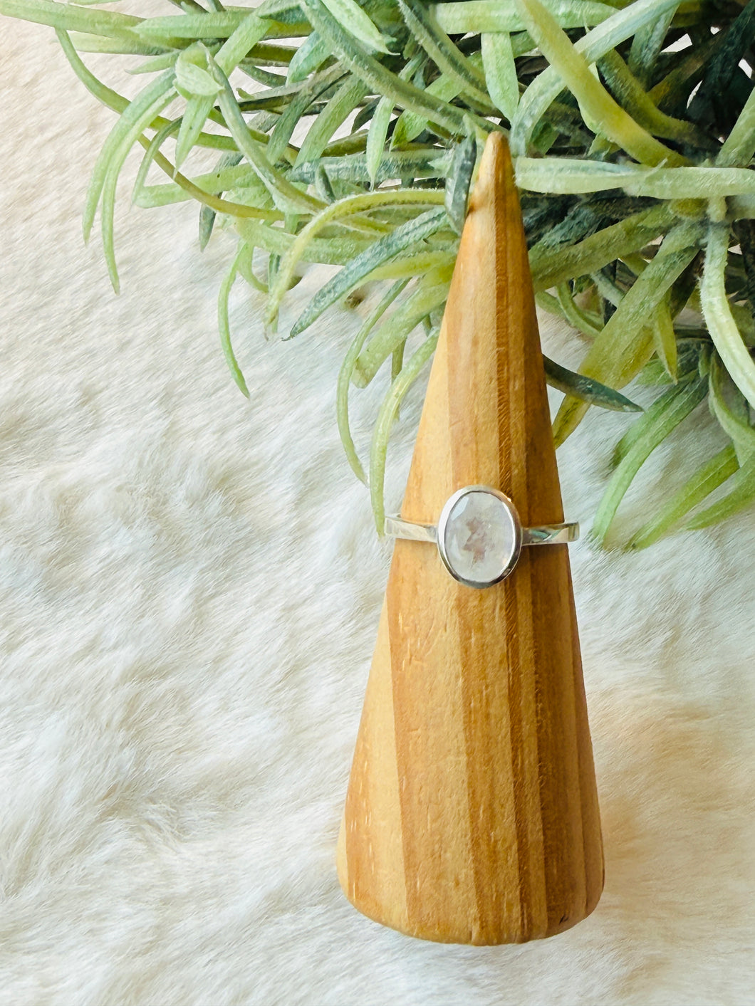 Oval Moonstone ring