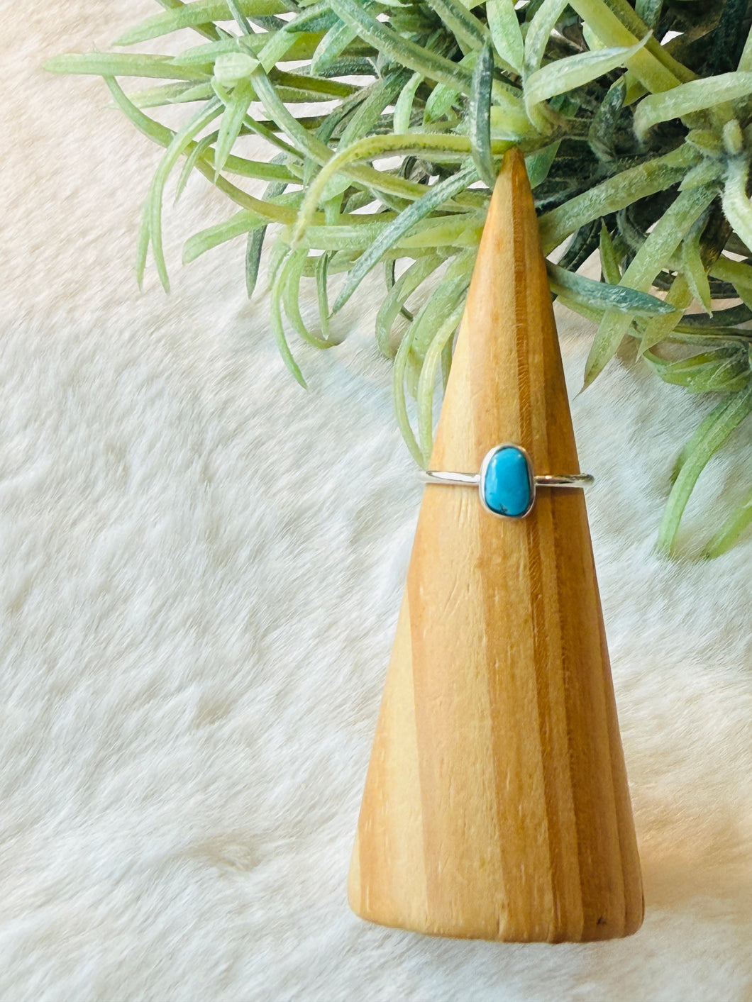 Small Turquoise ring