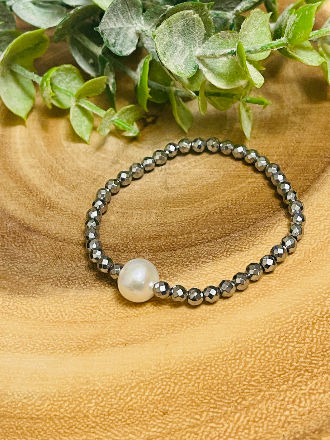 White Fresh pearl bracelet