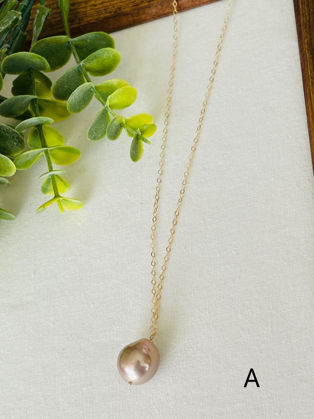 Edison single pearl necklace
