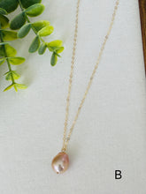 Edison single pearl necklace
